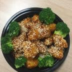 Best S7. Sesame Chicken in Arlington, VA