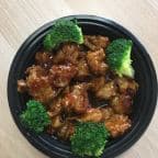Best V9. Vegetarian General Tso's Chicken in Arlington, VA